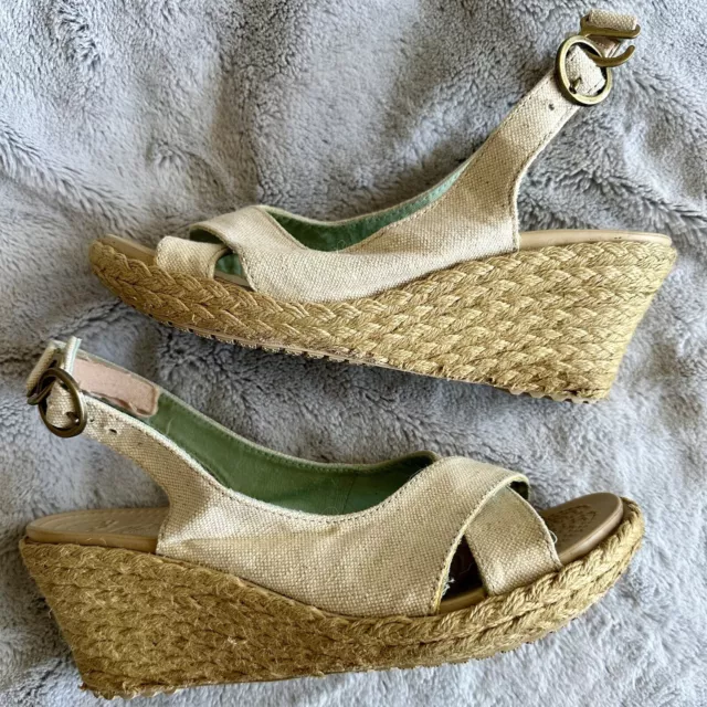 Crocs A-Leigh Wedge Beige Canvas Espadrilles Women's Size 8 Sandals Slingback