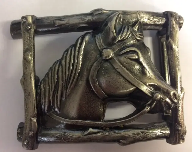 Large Horses Head Belt Buckle. Fits belts up to 50mm wide!!