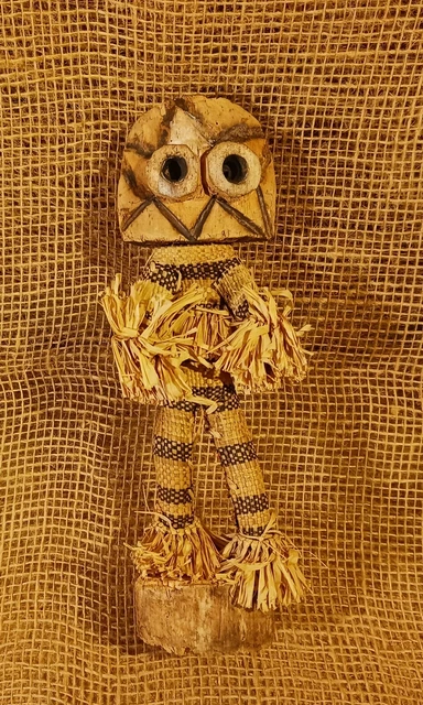 Vintage raffia dancing fetish doll Zaire (Congo); 9"; African folk doll