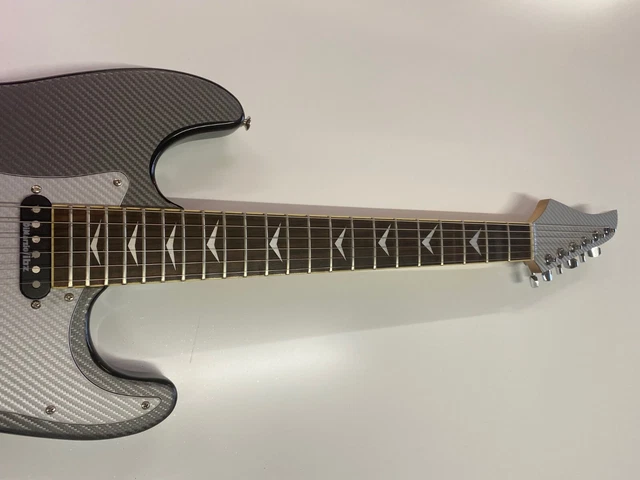 E-Gitarre SuperStrat ca 20 Jahre alt aber Hardware ist neu! ARIA II Tremolo 2