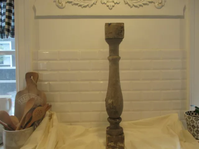 Antique wood baluster/orig paint 27 3/4" tall with old chippy paint. Chunky