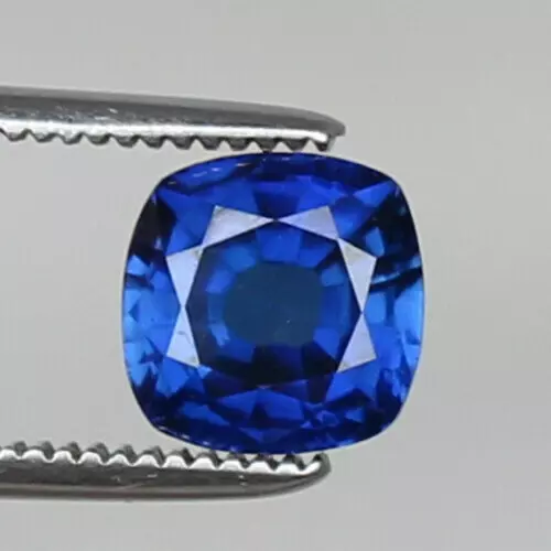 Saphir bleu naturel 5,00 cts à facettes coupe carrée VVS pierre précieuse...
