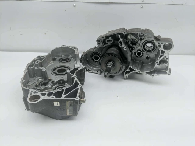 05 Polaris Predator 500 Engine Motor Case Block Flywheel
