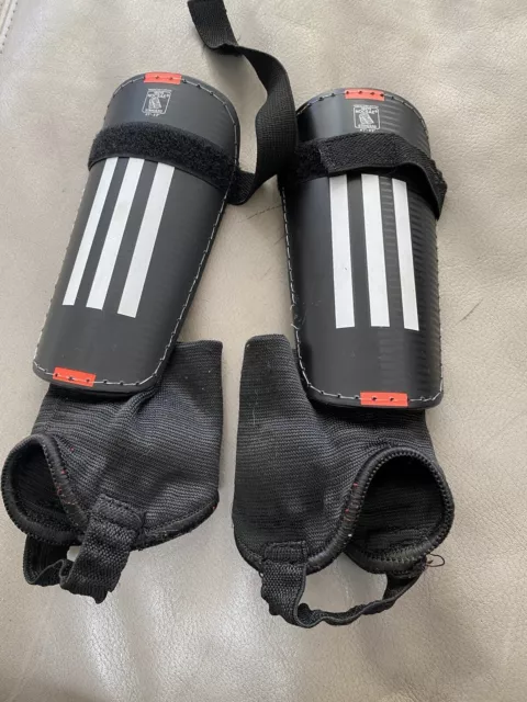 Adidas Size S  Shin Pads 4’7” - 5’2” Meets Nocsae Standard