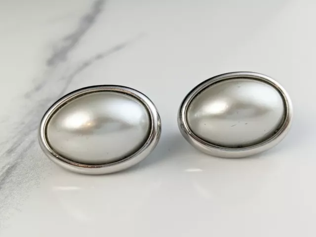 Lovely Vintage Silver-tone Faux Pearls Clip-on Earrings by Trifari Jewellery.