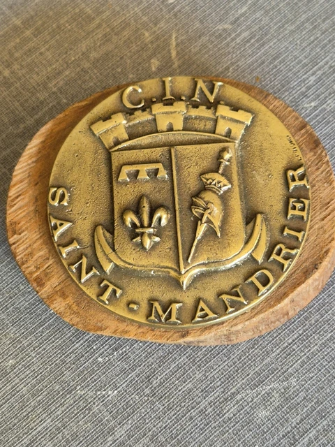 Tape De Bouche Marine Cuivre Blason Garonne - Insigne Historique Français D'occasion
