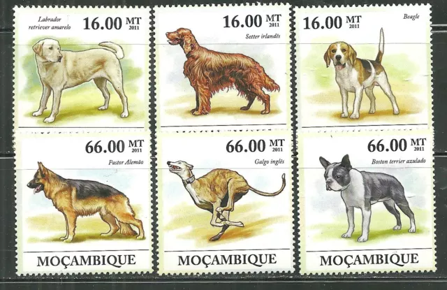 Mozambique 2484A-F Razas De Perros Montadas (2011)