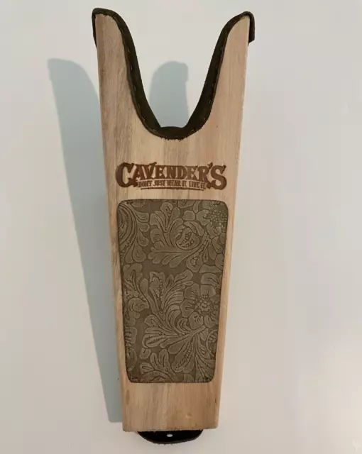 Cavenders Western Cowboy Boots Wooden Jack Stand Puller Remover Floral Pattern