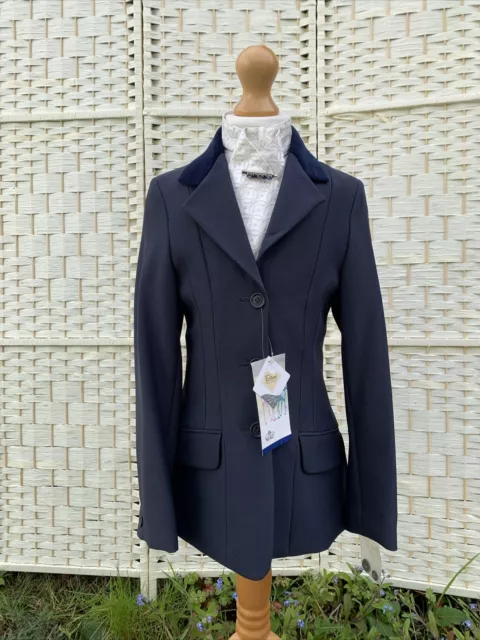 BNWT Childs Size 26 Navy/Velvet Show Jacket. Buttoned Panel Back