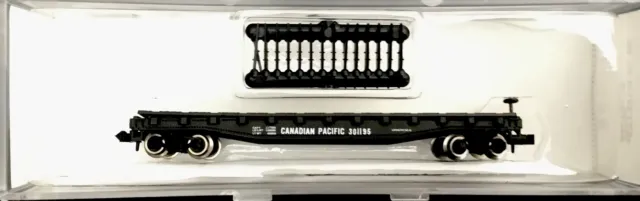 Atlas N Scale 3804 Canadian Pacific 50' Flat Car with Stakes 301195