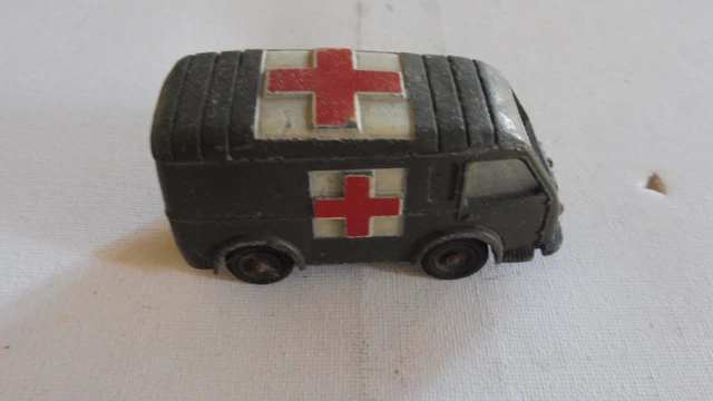 Jouet Dinky Toys Figurine Vintage Dinky 30HM - Daimler Ambulance Verte - Modèle Die-cast Occasion Avec Boîte Collecta-box Camion Daf Jouet Dinky Toys Figurine Vintage Dinky 30HM - Daimler Ambulance Verte - Modèle Die-cast Occasion Avec Boîte Collecta-box Camion Daf