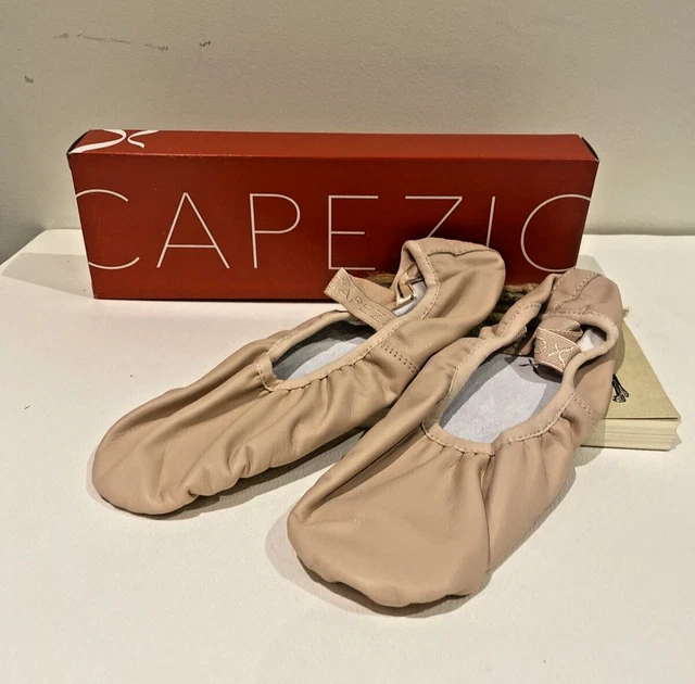 Capezio Ballet Dance Shoes | NIB | US 7 - EU 28 - UK 5