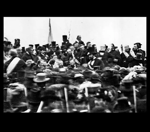 Abraham Lincoln Gettysburg Address PHOTO 1863 Civil War President Amidst Crowd