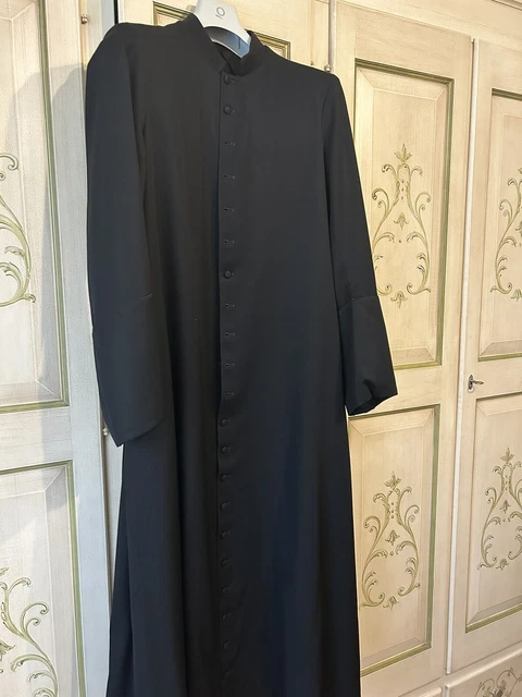arte sacra abiti e paramenti talare romana sacerdote