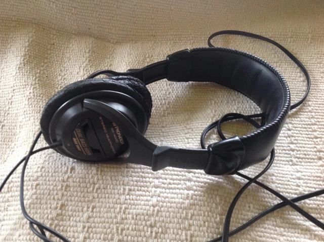 PIONEER SE 4000 Headphones, Dual Bass Horn, Good Working Order