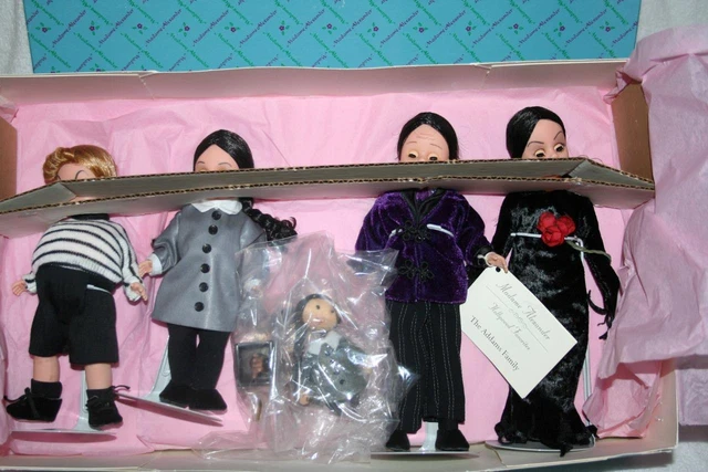 Madame alexander cheap addams family dolls