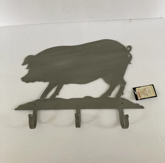 creative co-op Wall Mount Metal Key Holder w/ Pig Home Decor, Farmhouse