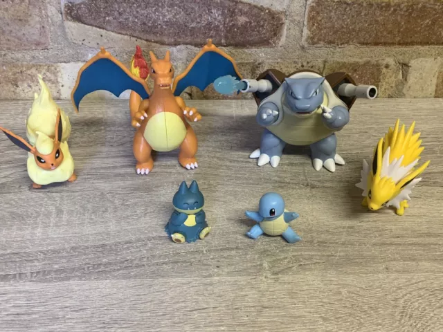 Pokemon Figures Bundle toy official lot charizard