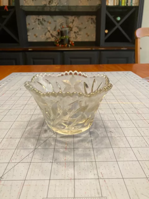 Crystal Cut Glass Bowl 5"  Round  Excellent                          gwbh
