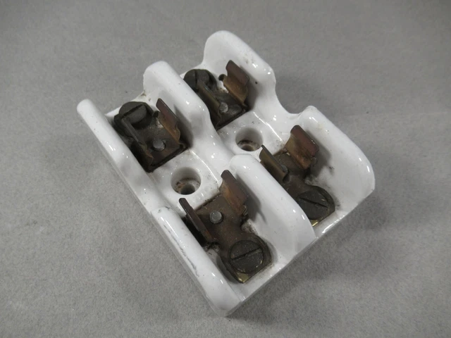 Leviton 8903 Porcelain Base Fuse Holder 30A 2  -Pole