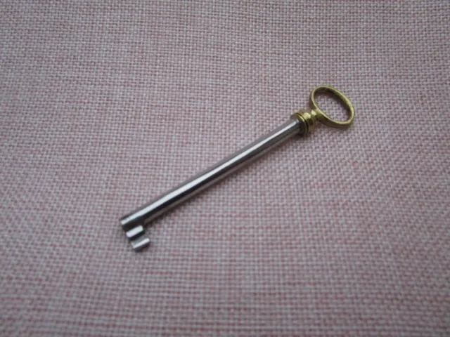 Schlüssel alt, nachgefertigt nach altem Muster, Eisen blank, alte Schlüssel  antike