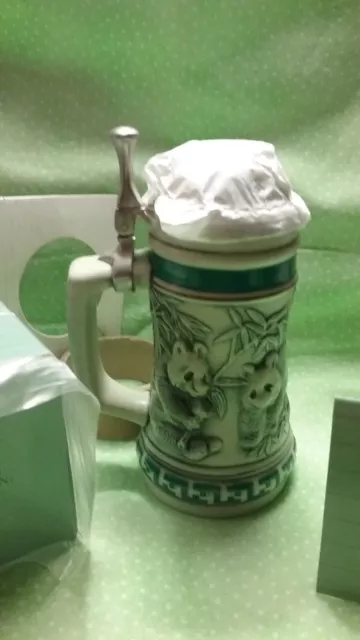 Vintage Avon 1991 Endangered Species "The Giant Panda" Mini Stein