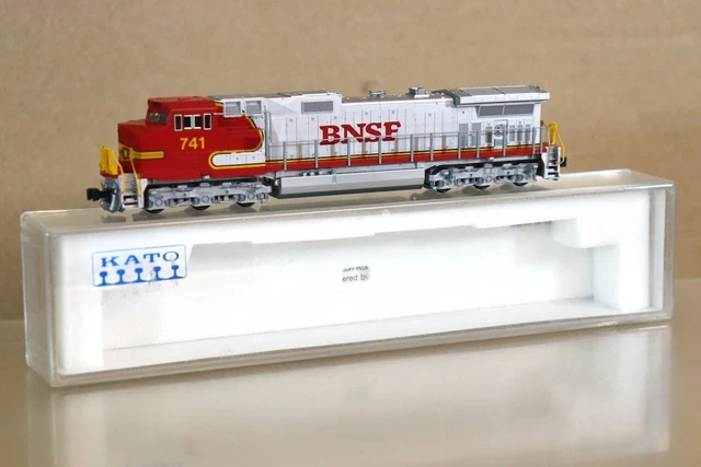 KATO 176-3512 BURLINGTON NORTHERN BNSF GE C44-9W DIESEL LOCOMOTIVE 41741 of