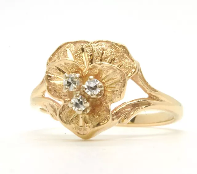 14k Yellow Gold Diamond Flower Diamond Cut Etched Right Hand Ring Size 4.25