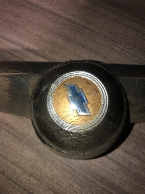 1949 1950 1951 1952 Chevrolet Steering Wheel Original Horn Button Vintage LOOK 2