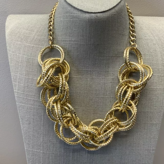 NY Chunky textured circle link chain necklace in gold tone metal