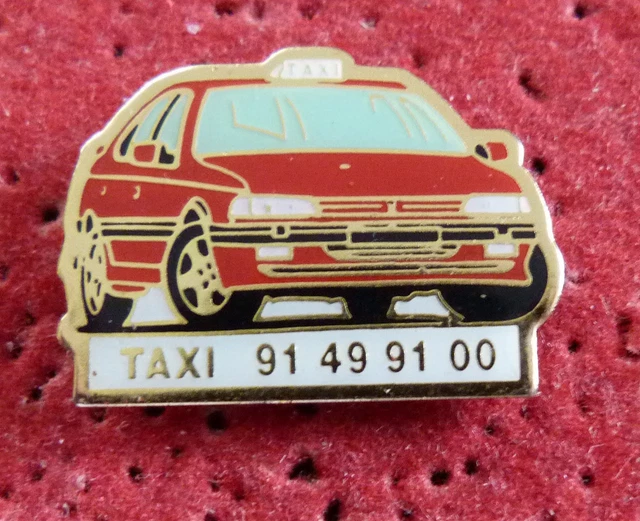 Pin's Voiture Renault Super 5 - Préfecture De Police Paris 16ème - Pervenche
