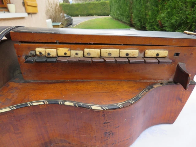 Vielle à roue très ancienne , old Hurdy gurdy , à restaurer. 7