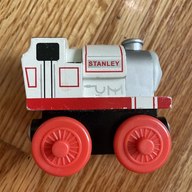 THOMAS THE TANK Engine thomas & Friends & Wooden Railway & BRIO