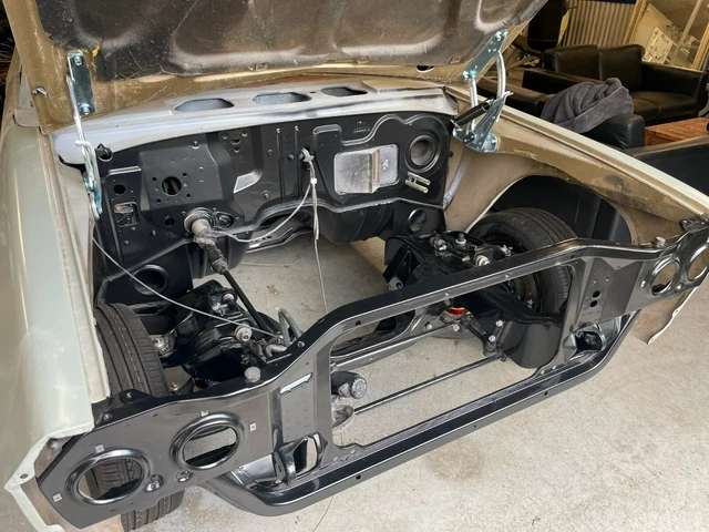 Holden HQ De Ville Statesman V8 1973 Uncompleted project for sale