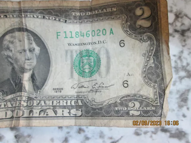 2 dollar bill 1976 series  RARE SER# f