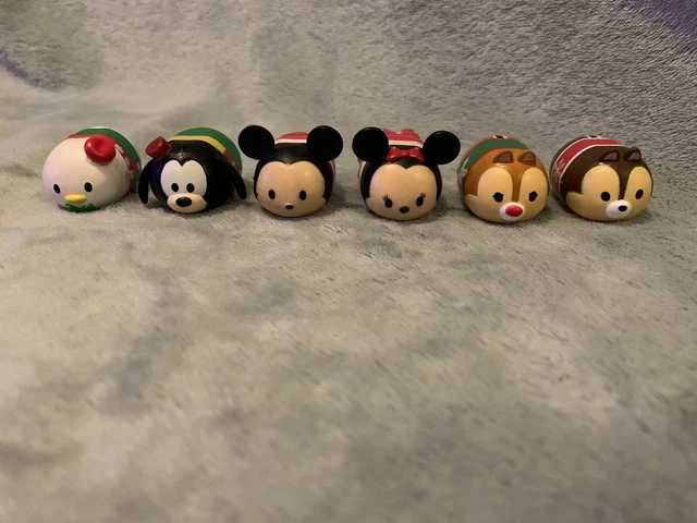 Disney Tsum Tsum Bundle Xmas Mickey Mouse Minnie Mouse Donald Goofy Chip Plastic