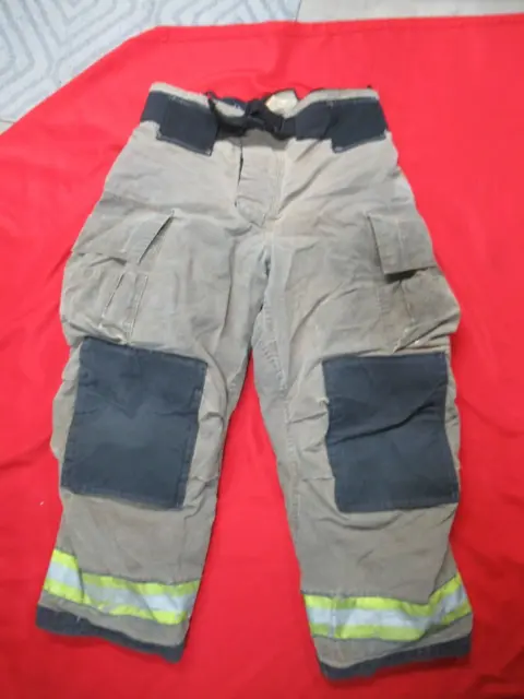 Mfg 2014 GLOBE G-XTREME 40 x 30 Firefighter Turnout Bunker Pants GEAR RESCUE TOW