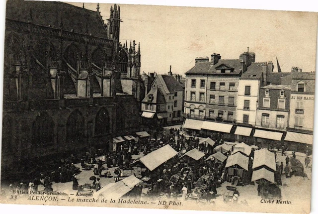 CPA AK Alencon (Orne) - Le Marche Place de la Madeleine (250106)