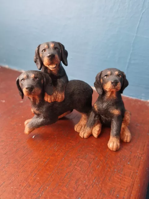 Border Fine Arts Three Doberman Pups figurine Dobermans model dog puppies pups