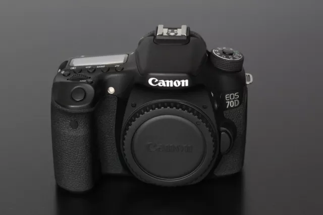 Canon EOS 70D 20.2 MP SLR-Digitalkamera Schwarz Body Gehäuse Top Zustand