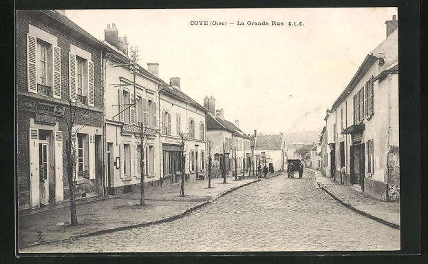 CPA Coye, La Grande Rue, Posts and Telegraphs