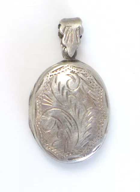 Antique Ornate Art Nouveau 925 Sterling Silver  Etched Photo Locket Pendant