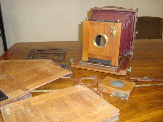 Ancien Appareil Photo à Soufflet BAUSCH ET LOMB - Fin Du 19ème Siècle - Pièce De Collection
