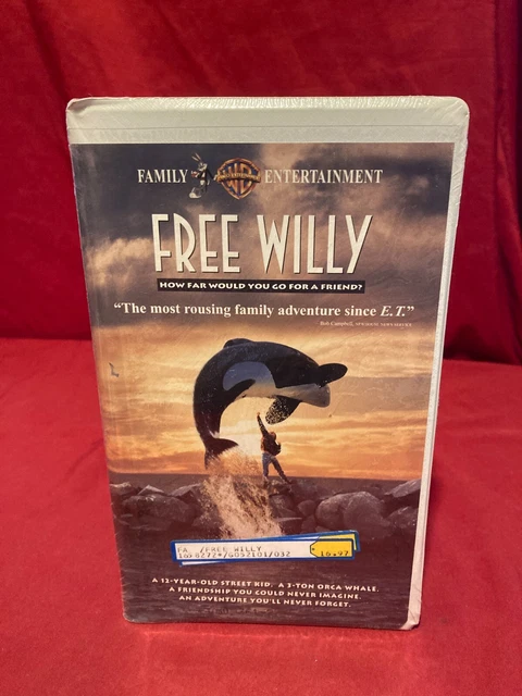 FREE WILLY (VHS 1993 Clamshell) Warner Brothers Home Video FACTORY