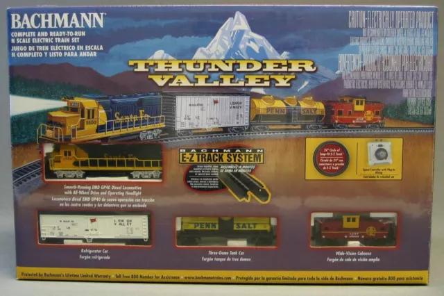 BACHMANN N SCALE THUNDER VALLEY SANTA FE FREIGHT SET train diesel freight  24013