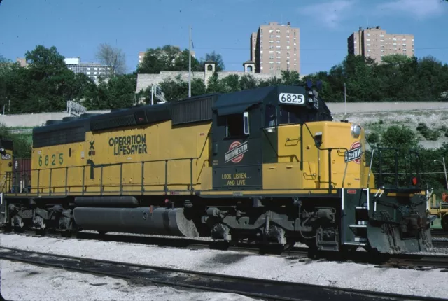 C&NW Chicago & North Western EMD SD40-2 Kodachrome original Kodak Slide