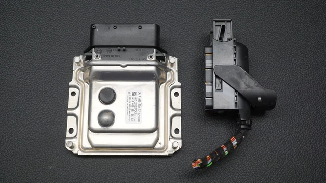 GENUINE MERCEDES BENZ W213 S213 W238 Adblue Control Ecu A0009006712 ...