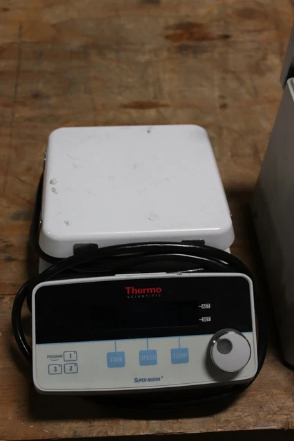 Thermo Scientific   Super-Nuova+ Magnetic Hotplate Stirrer WORKING