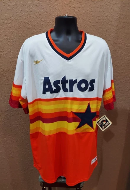 YOUTH Houston Astros Craig Biggio Brick Red Home Jersey for Sale in  Houston, TX - OfferUp