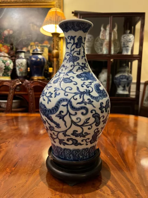 An Excellent Chinese Qing Dynasty Blue and White Porcelain Dragon Vase, Marked.